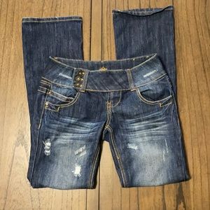 Ladies Almost Famous jeans size junior 7 bootcut jeans mid rise